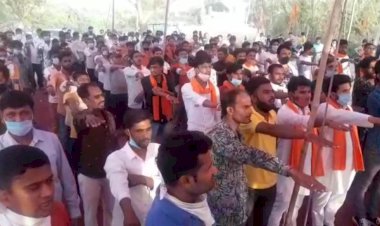 निर्दलीय प्रत्याशी लादुलाल पितलिया के साथ भाजपा की दबाव निति के विरोध में युवा वर्ग, नोटा बटन पर वोट की शपथ