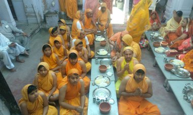 जैन धर्म के प्रथम तीर्थकर भगवान आदिनाथ का जन्म व तप कल्याण मनाया