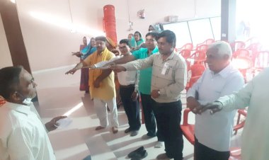 कठूमर वैश्य समाज की नवनियुक्त तीनों कार्यकारिणी का हुआ शपथ ग्रहण समारोह