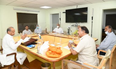 मुख्यमंत्री से मिला आंदोलनकारियों का प्रतिनिधिमंडल मुख्यमंत्री ने अति शीघ्र कनकाचल आदिबद्री पर्वत को खनन मुक्त करने की कही बात,  बताया कि प्रक्रिया है जारी