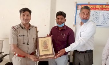 एसडीएम और थाना अधिकारी के आतिथ्य में छात्राओं ने लगाया तरंग शिविर