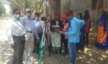 भूगोल विभाग के विद्यार्थियों ने अलेइ ग्राम के तीन मार्गों का किया डम्पी लेवल सर्वेक्षण