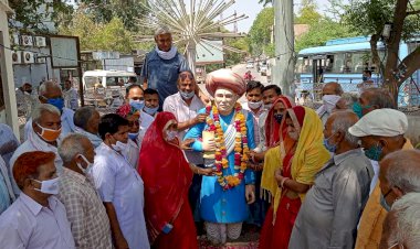 महात्मा ज्योतिबा फुले जयंती का किया आयोजन