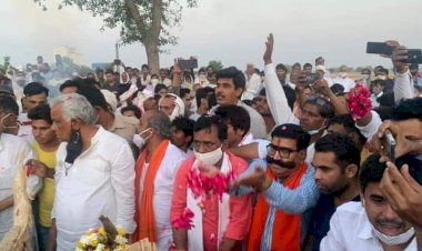 10 दिन बाद पुजारी शम्भू को मिला न्याय, शव यात्रा में उमड़ा जनसैलाब