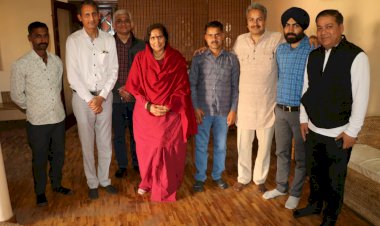 कांम्यवन को लेकर साध्वी ऋतंभरा से मिला प्रतिनिधी मण्डल