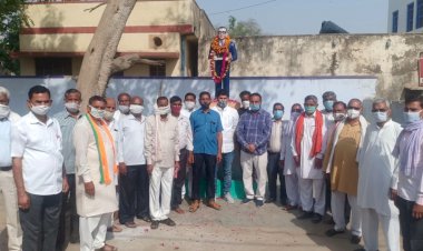 गोविन्दगढ़ कस्बे में सर्वसमाज के द्वारा मनाई गई बाबा साहेब बीआर अंबेडकर की 130वीं जयंती