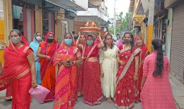 खैरथल में गणगौर माता की सवारी निकाली