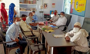 ग्राम पंचायत तहनोली में मुख्यमंत्री चिरंजीवी स्वास्थ्य बीमा योजना के तहत हुए नामांकन