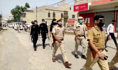 वीकेंड कर्फ्यू के दूसरे दिन भी बहरोड के बाजारों में रहा सन्नाटा