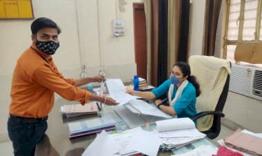 उपखण्डाधिकारी को मुख्यमंत्री के नाम सौंपा ज्ञापन