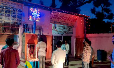 रामनवमी के पर्व पर गायों को खिलाई लापसी व जलाए दीपक