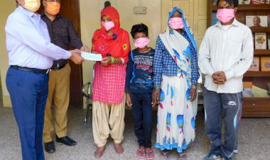 सेवा ही असल में मानव जीवन का सौंदर्य और श्रृंगार - सीताराम गुप्ता