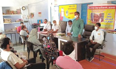 ग्राम तहनोली में बाल विवाह निषेध अभियान एवं चिरंजीवी योजना हेतु विधिक जागरूकता शिविर हुआ आयोजित
