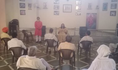 कोविड-19 सुरक्षा पहलुओं को लेकर पूर्व विधायक के आवास पर बैठक हुई आयोजित