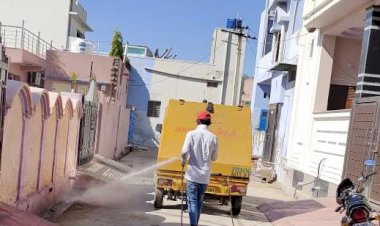 नपा खेरली चेयरमैन संजय गीजगढिया के निर्देश पर कस्बे में हुआ सोडियम  हाइपोक्लोराइट का छिड़काव