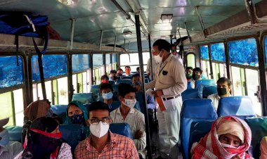 कोविड नियमो के उल्लंघन पर तहसीलदार ने काटे रोडवेज़ बस चालक, परिचालक सहित यात्रियों के चालान