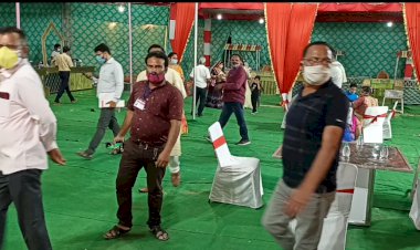 खेडली कठूमर मे विकास अधिकारी व नगर पालिका ने सयुक्त कार्यवाही करते हुए विवाह स्थलो का किया औचक निरक्षण