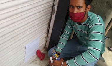 गाइडलाइन का पालन नहीं करने पर डीग प्रशासन ने दो दुकानों को किया सीज