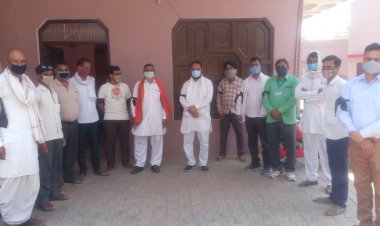 गोविंदगढ़ में भाजपा कार्यकर्ताओं द्वारा बंगाल की तृणमूल कांग्रेस की ममता बनर्जी के खिलाफ विरोध प्रदर्शन