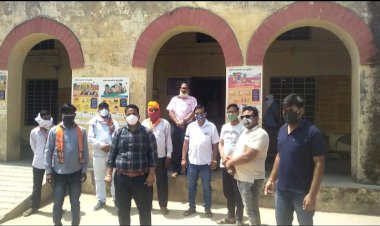 भाजपाइयों ने काली पट्टी बांधकर किया विरोध प्रदर्शन, एसडीएम को राष्ट्रपति के नाम सौपा ज्ञापन