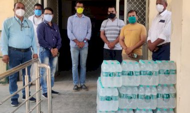 मुसीबत के दौर में भी जो नेक दिली से साथ निभाये, वो ही सच्चा इंसान कहलाये