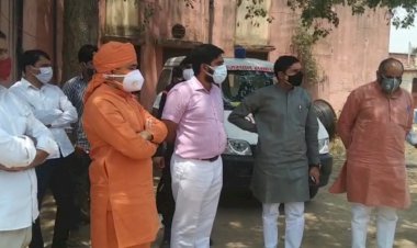 सांसद महंत बालक नाथ ने किया उप जिला अस्पताल का निरीक्षण