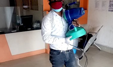 बड़ौदा राजस्थान क्षेत्रीय ग्रामीण बैंक माचाडी में किया सेनेटाइजर का छिड़काव