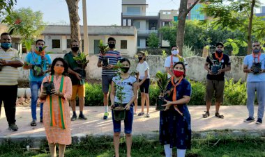 कोरोना काल मे ऑक्सीजन के महत्व को देखते हुए प्रत्येक प्राणी लगाए एक पौधा