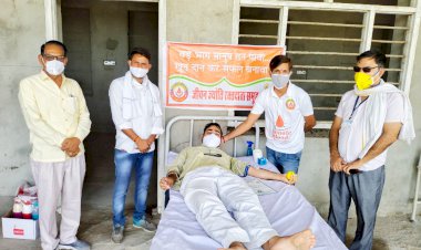 प्रशासनिक अडंगो के बीच हुआ 35 यूनिट रक्तदान