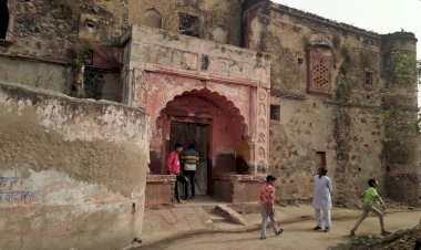 महाराजा सूरजमल की ससुराल की हवेली रखरखाव के अभाव में खण्डर