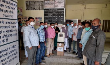 विधायक कोटे से 10 ऑक्सीजन कॉन्सन्ट्रेटर  मशीनें की भेंट