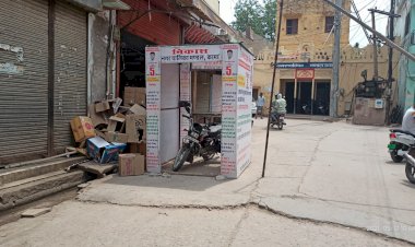 सेनेटाइजर चेम्बर बना बाइक स्टेण्ड, फव्वारे ले गए चोर