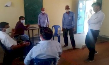 जिला रसद अधिकारी ने ली सम्बंधित विभाग में टीकाकरण से जुडी जानकारी