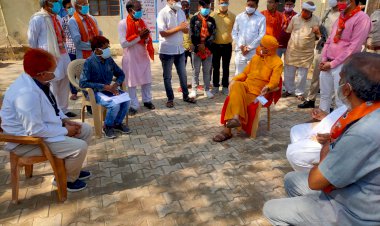 सांसद व क्षेत्रीय विधायक के द्वारा सामुदायिक चिकित्सालय का किया निरीक्षण डॉक्टर नदारद एक भी मरीज नहीं था भर्ती