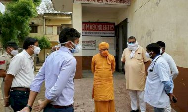 अलवर सांसद महंत बालकनाथ ने किया राजगढ़ सामुदायिक स्वास्थ्य केंद्र का निरीक्षण