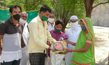 उपनगर पुर में 30 जरूरतमंद निर्धन परिवारों को राशन किट किए वितरण