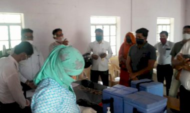 राजगढ़ न्यायालय परिसर मे लगाई गई कोरोना वैक्सीन