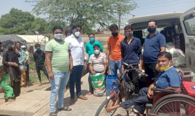 खैरथल में रोटी बैंक द्वारा 35 सामग्री के राशन किट किए वितरित