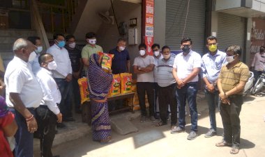 कोरोना महामारी में जरूरतमंदों को राशन किट वितरण कार्यक्रम शुरू
