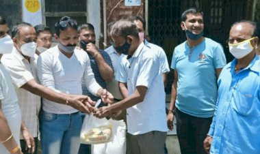 पुर में टैक्सटाइल स्पेयर पार्ट्स एसोसिएशन भीलवाड़ा ने 51 राशन किट किए वितरित