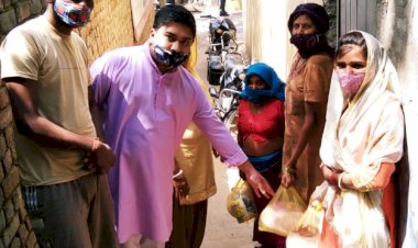 गुरुदेव भास्कर ने बुद्घ पूर्णिमा पर गरीबों को खाद्य सामग्री की भेंट