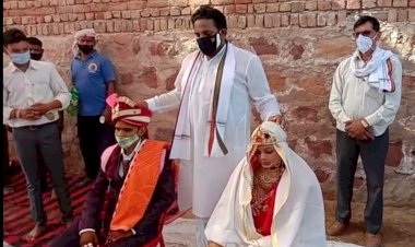 नदबई विधानसभा क्षेत्र के गाँव तेरहा ब्राह्मण में विधायक अवाना ने दलित बेटी की कराई शादी