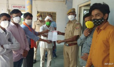 महिला पार्षद के घर हुई चोरी का 7 दिन में खुलासा नहीं होने पर सीओ कार्यालय पर धरना प्रदर्शन की दी चेतावनी