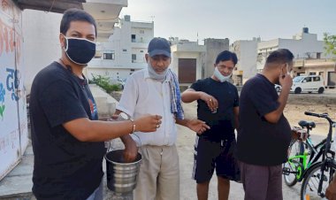 कोरोना से निजात व शरीर की रोग प्रतिरोधक क्षमता बढ़ाने के लिए पिलाया काढ़ा