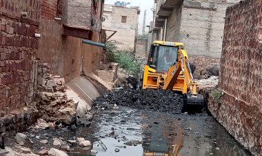 बरसातों से पहले नगरपालिका ने शुरू किया नालों की सफाई का अभियान
