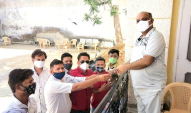 ऑक्सीजन प्लांट हेतु रावणा राजपूत युवा मंडल ने किया सहयोग