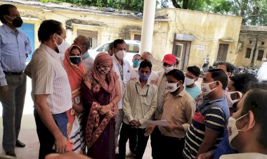 पेयजल समस्या को लेकर सौंपा ज्ञापन, समाधान नही करने पर दी धरना प्रदर्शन की चेतावनी