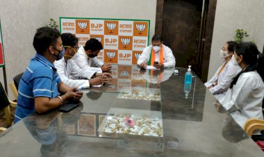 बेरोज़गार स्वास्थ्य कर्मियों की आशा बने भाजपा प्रदेशाध्यक्ष सतीश पुनिया