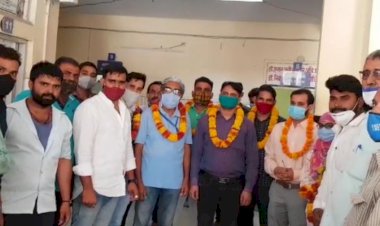 रामगढ़ युवा-वर्ग ने कोरोना वारियर्स की भूमिका निभाने वालों का किया सम्मान