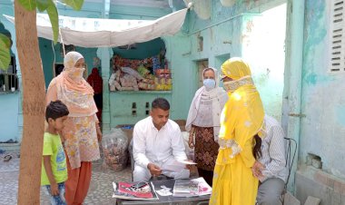 मेरा वार्ड मेरी जिम्मेदारी के तहत पात्र परिवारों के भरें फार्म